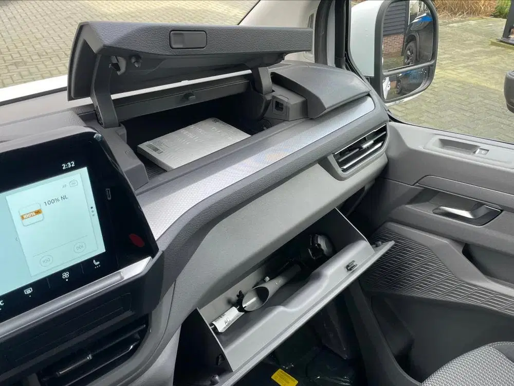 Volkswagen Transporter T7 L2H1 Style Nieuwste model 150pk BPM vri uit 2024, foto 13