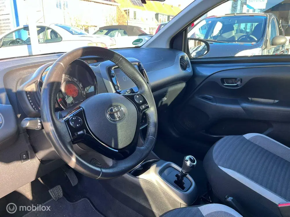Toyota Aygo 1.0 VVT-i x-cite uit 2019, foto 10