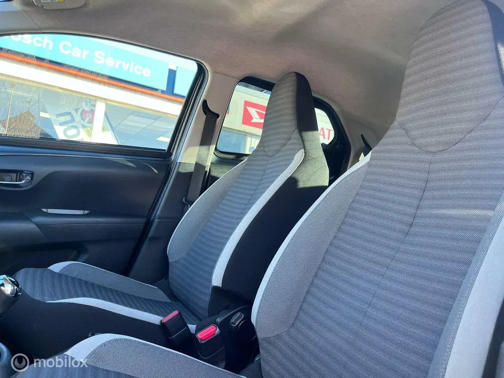 Toyota Aygo 1.0 VVT-i x-cite uit 2019, foto 11