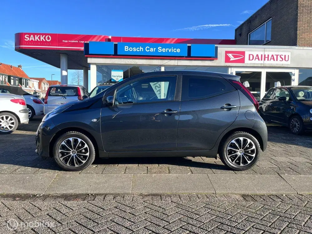 Toyota Aygo 1.0 VVT-i x-cite uit 2019, foto 2