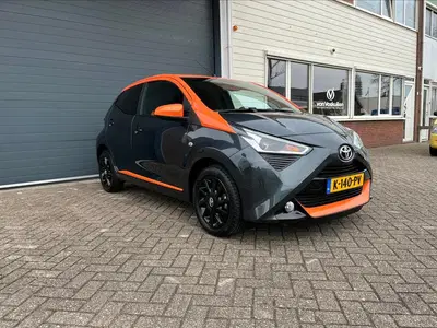 Toyota Aygo 1.0 Vvt-i x-JBL 5D 2021 uit 2021