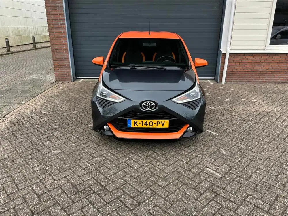 Toyota Aygo 1.0 Vvt-i x-JBL 5D 2021 uit 2021, foto 2
