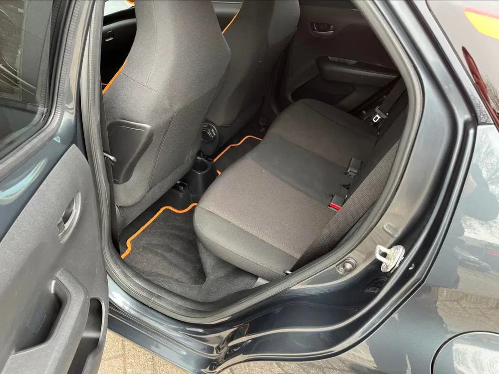 Toyota Aygo 1.0 Vvt-i x-JBL 5D 2021 uit 2021, foto 9