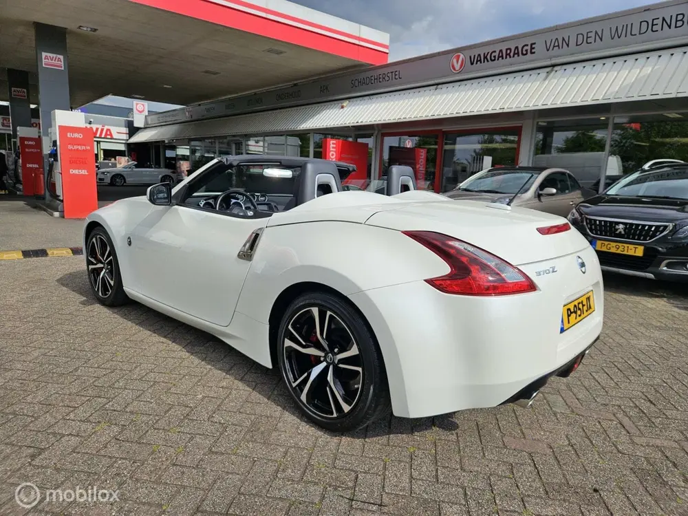 Nissan 370Z 3.7 V6 Pack uit 2019, foto 3