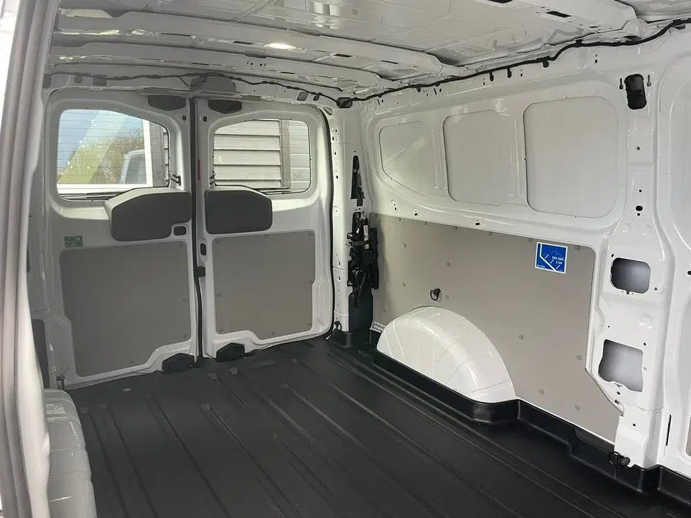 Volkswagen Transporter T7 L2H1 Style Nieuwste model 150pk BPM vri uit 2024, foto 11