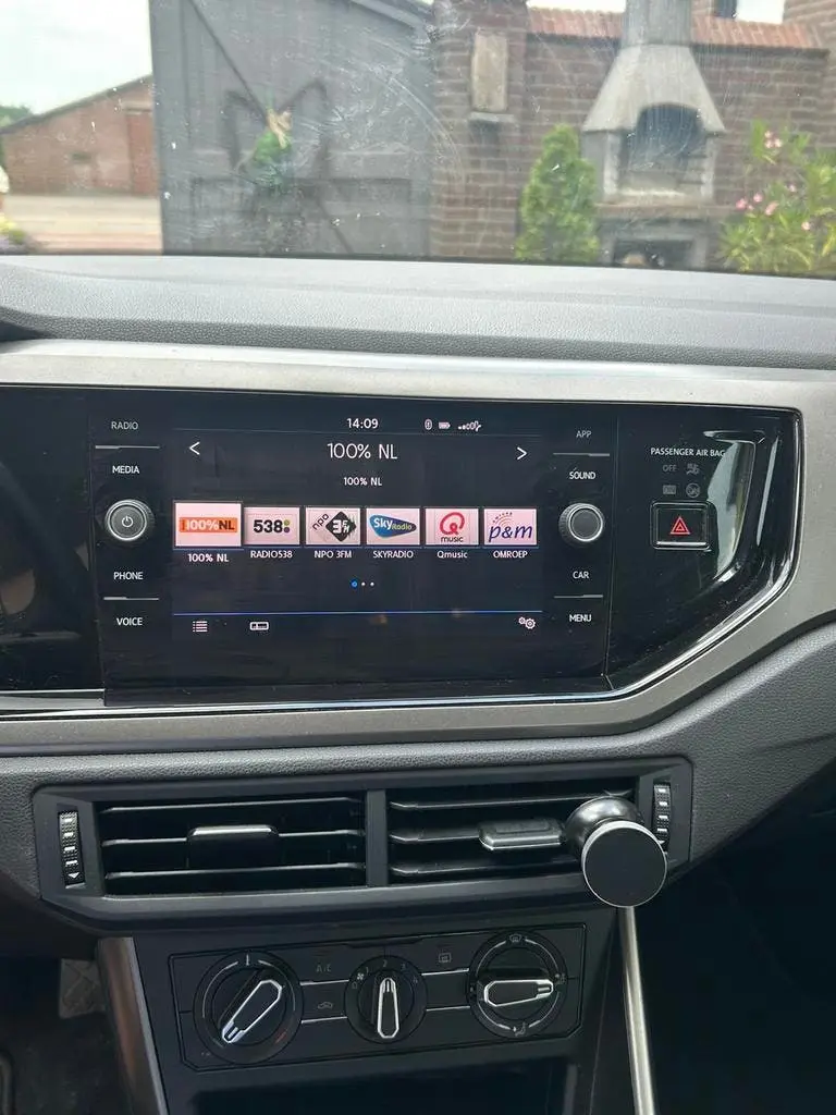 Volkswagen Polo 1.0 TSI 80pk 2019 Grijs uit 2019, foto 8