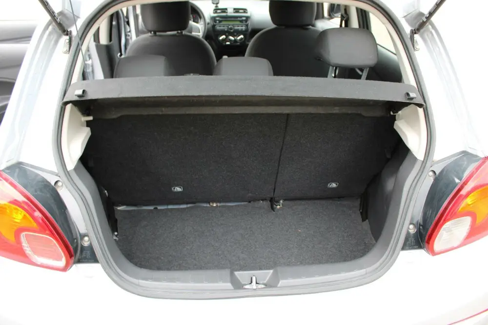 Mitsubishi Space Star 1.0 Cool+ uit 2020, foto 13