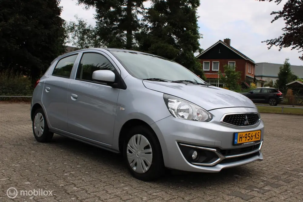 Mitsubishi Space Star 1.0 Cool+ uit 2020, foto 7