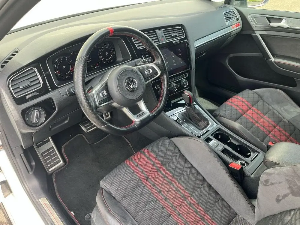 Volkswagen Golf VII Golf 2.0 TSI TCR DSG 2019 PANO ACC LED KEYLESS uit 2019, foto 17