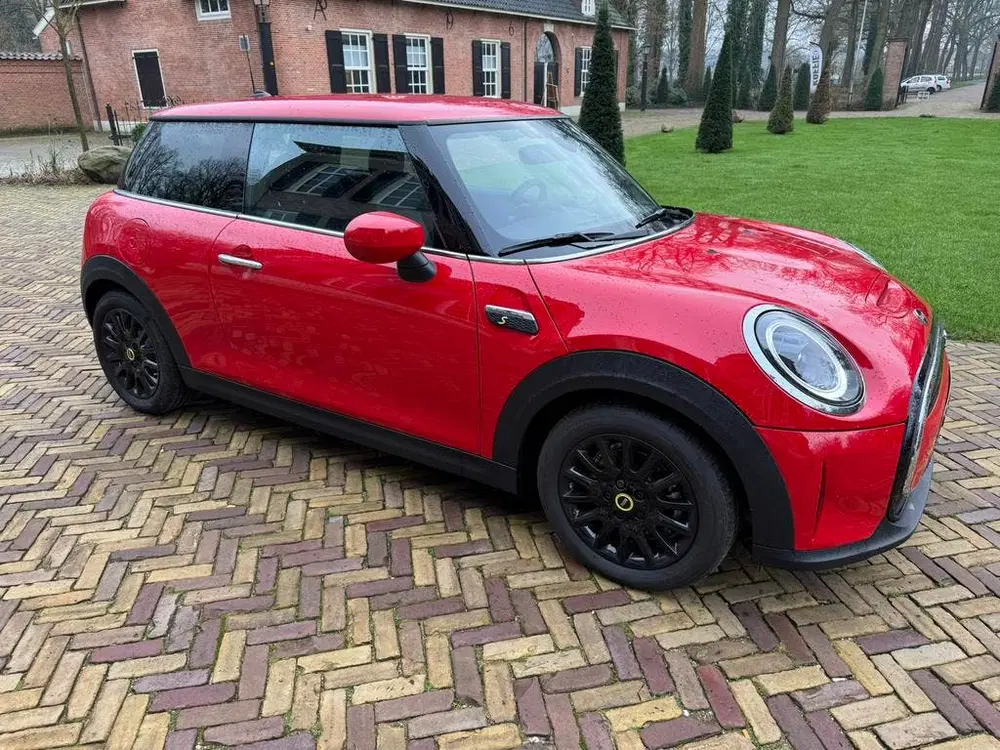 Mini Overig 3-deurs (f56) Electric 184pk Aut 2023 rood uit 2023, foto 12