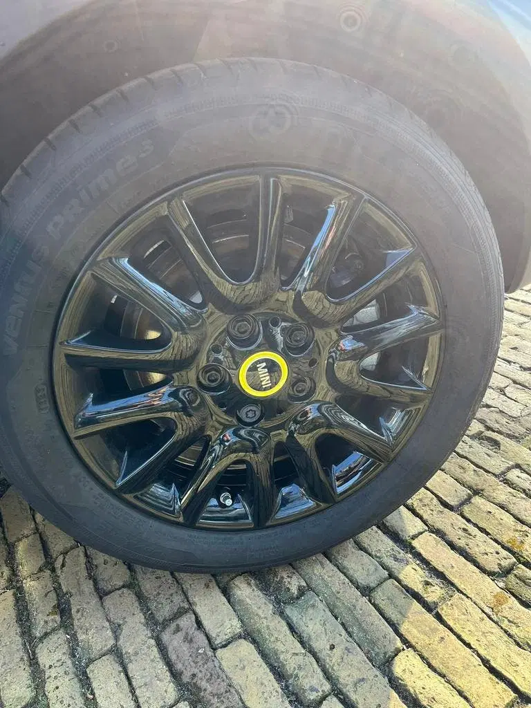 Mini Overig 3-deurs (f56) Electric 184pk Aut 2023 rood uit 2023, foto 13