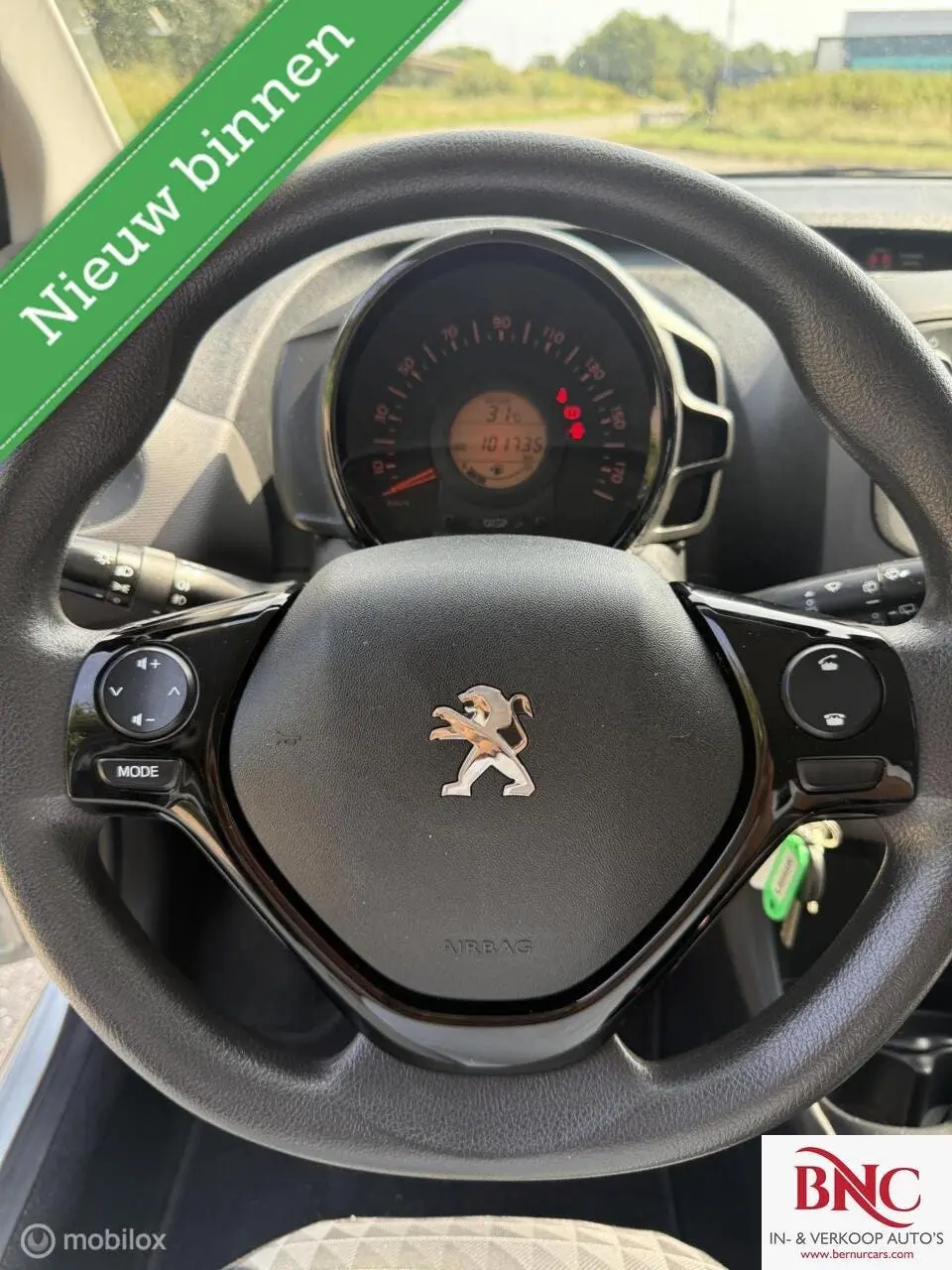 Peugeot 108 1.0 e-VTi Active uit 2021, foto 9