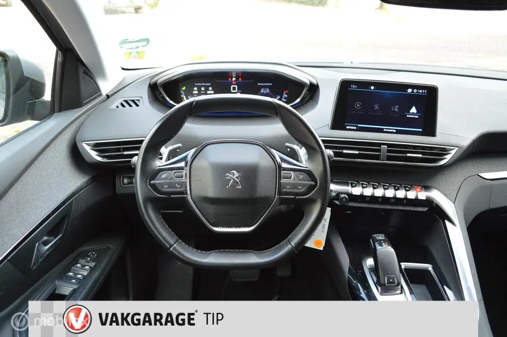 Peugeot 3008 1.2 PureTech GT line uit 2019, foto 15