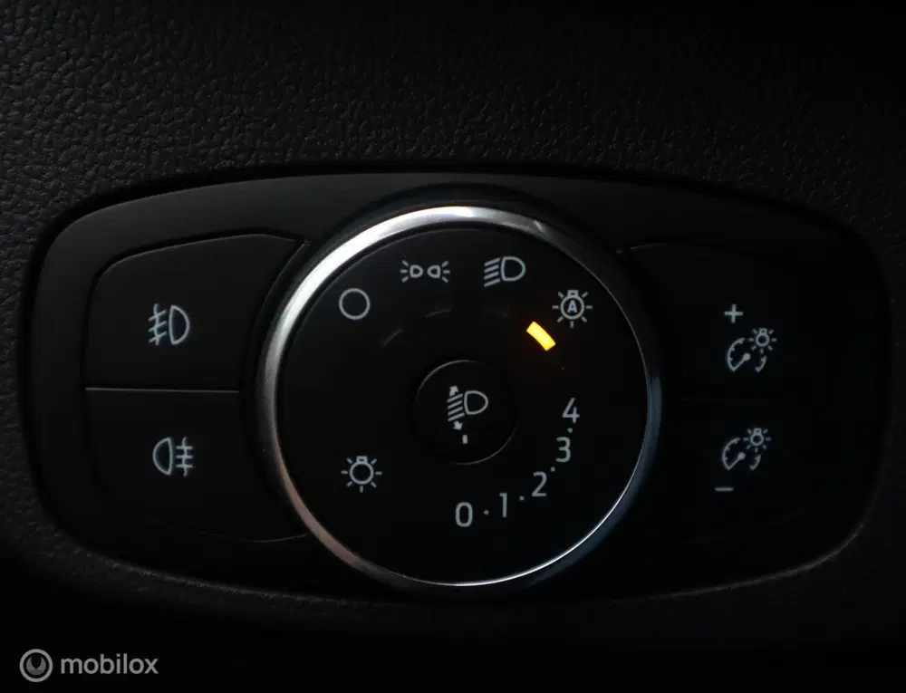 Ford Focus EcoBoost Hybrid MHEV 125 PK H6 (FACELIFT M uit 2022, foto 10
