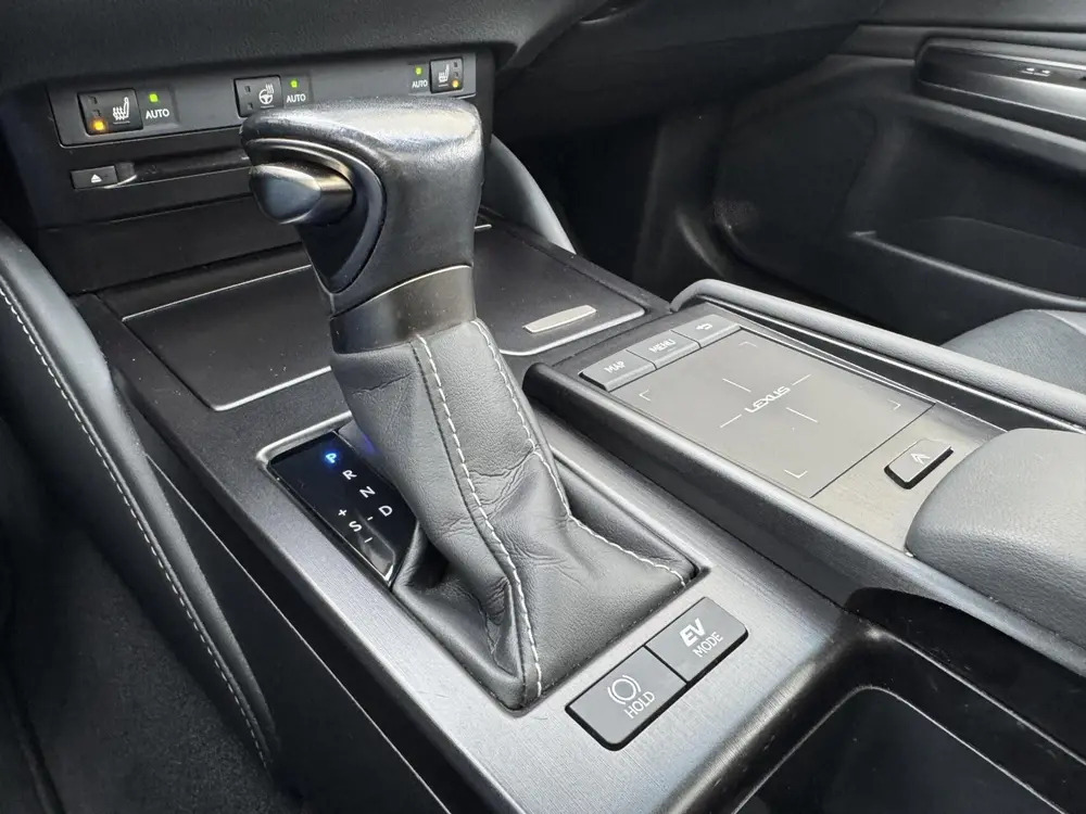 Lexus ES 300h Preference Line Business|NL-Auto uit 2022, foto 11