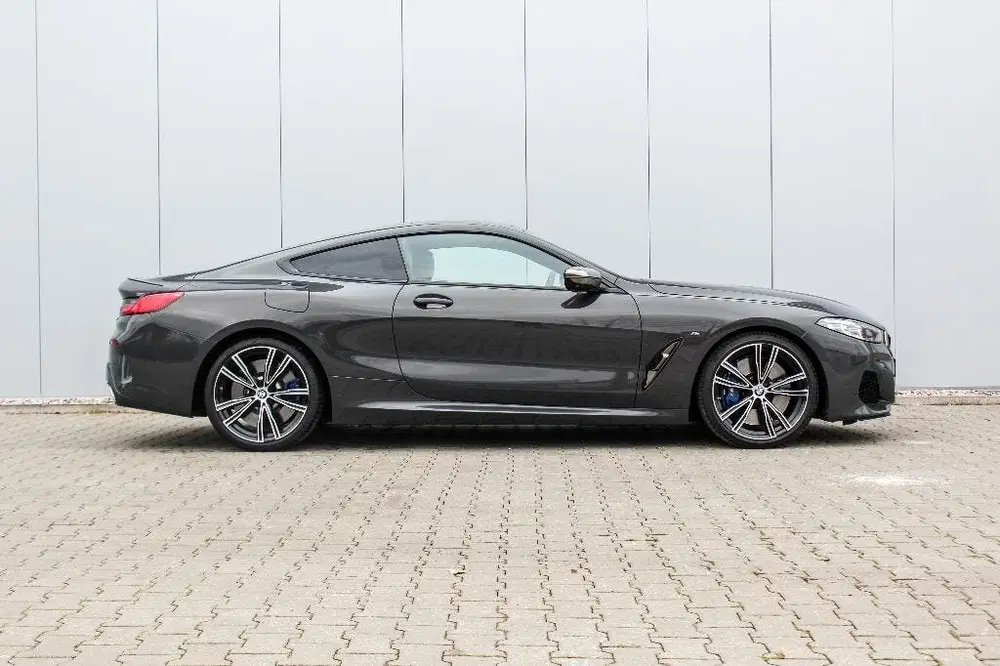 BMW 8-serie M850i 530pk Carbon core uit 2019