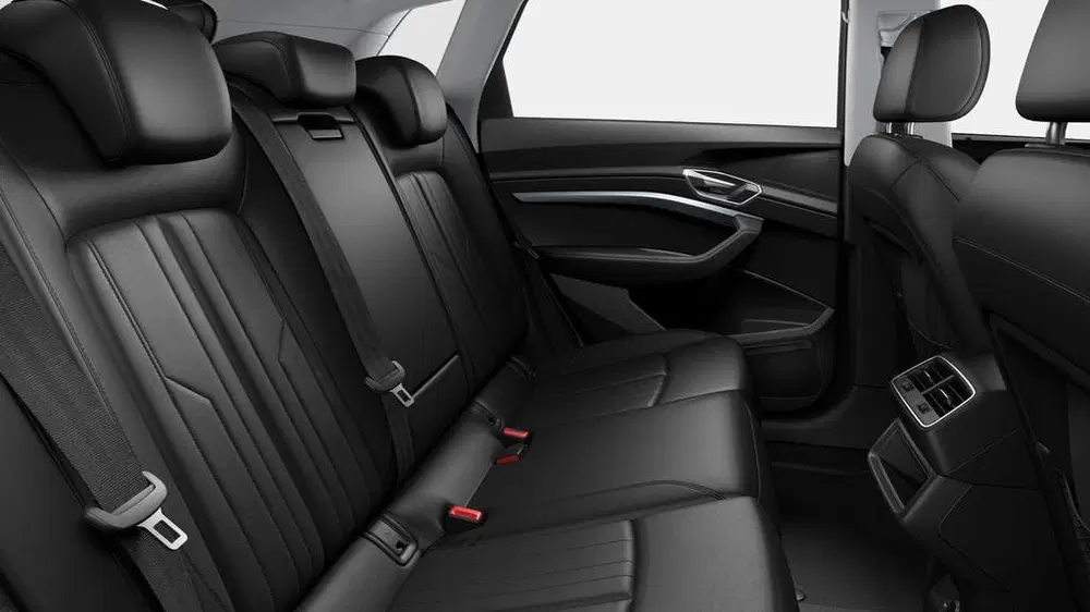 Audi e-tron 50 Quattro 313pk 2019 Zwart uit 2019, foto 8
