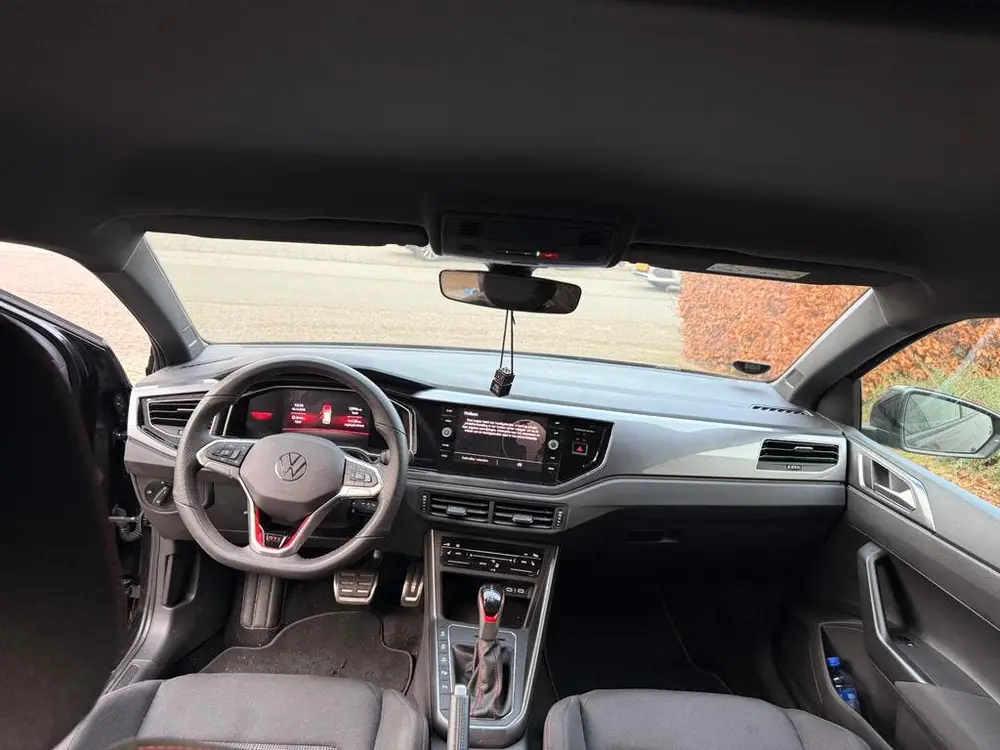 Volkswagen Polo 2.0 TSI 207pk Dsg-7 2024 Zwart uit 2024, foto 10