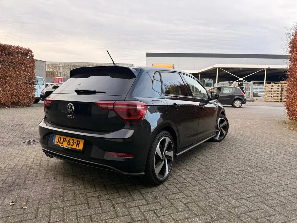 Volkswagen Polo 2.0 TSI 207pk Dsg-7 2024 Zwart uit 2024, foto 3