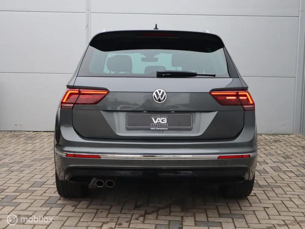 Volkswagen Tiguan 1.5 TSI Highline R line ACC Automaat CarPl uit 2019, foto 9