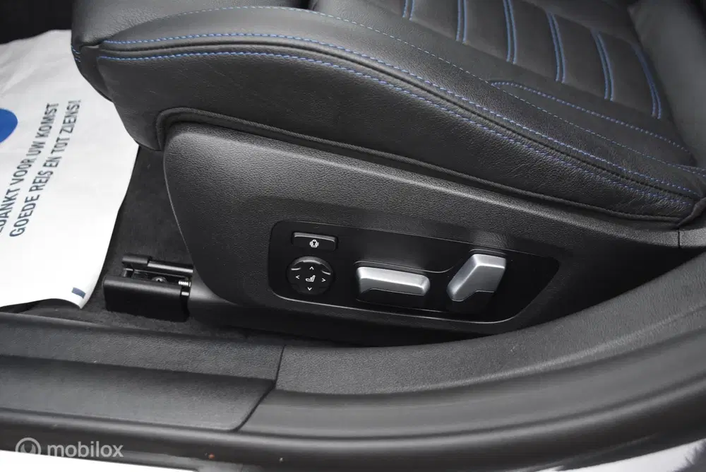 BMW i4 C M Sportsitze ACCU Certificaat uit 2022, foto 14