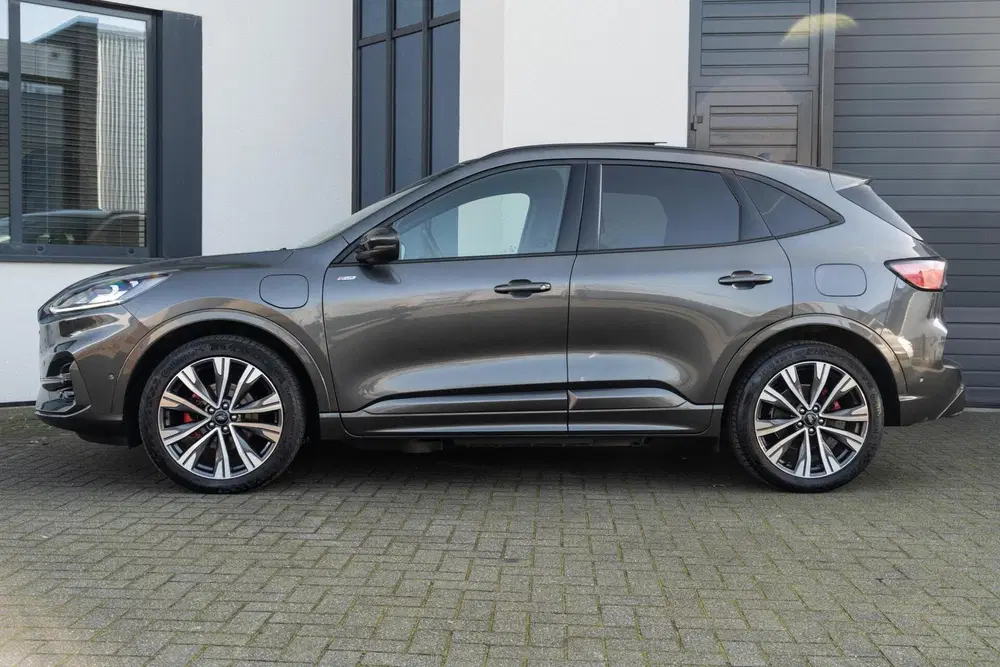 Ford Kuga 2.5 PHEV ST-Line X 225PK PANO uit 2022, foto 5