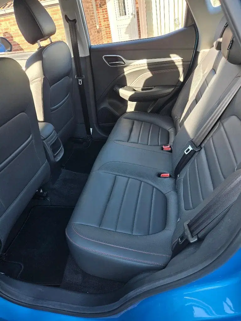 MG ZS Auto uit 2024, foto 5