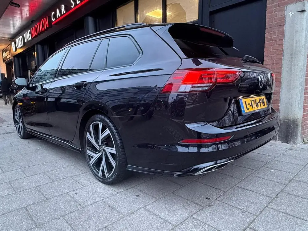 Volkswagen Golf Variant 1.5 Etsi R-line Dsg-7 2021 Zwart uit 2021, foto 3