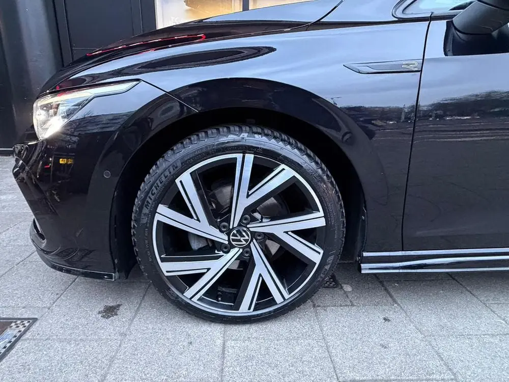 Volkswagen Golf Variant 1.5 Etsi R-line Dsg-7 2021 Zwart uit 2021, foto 6