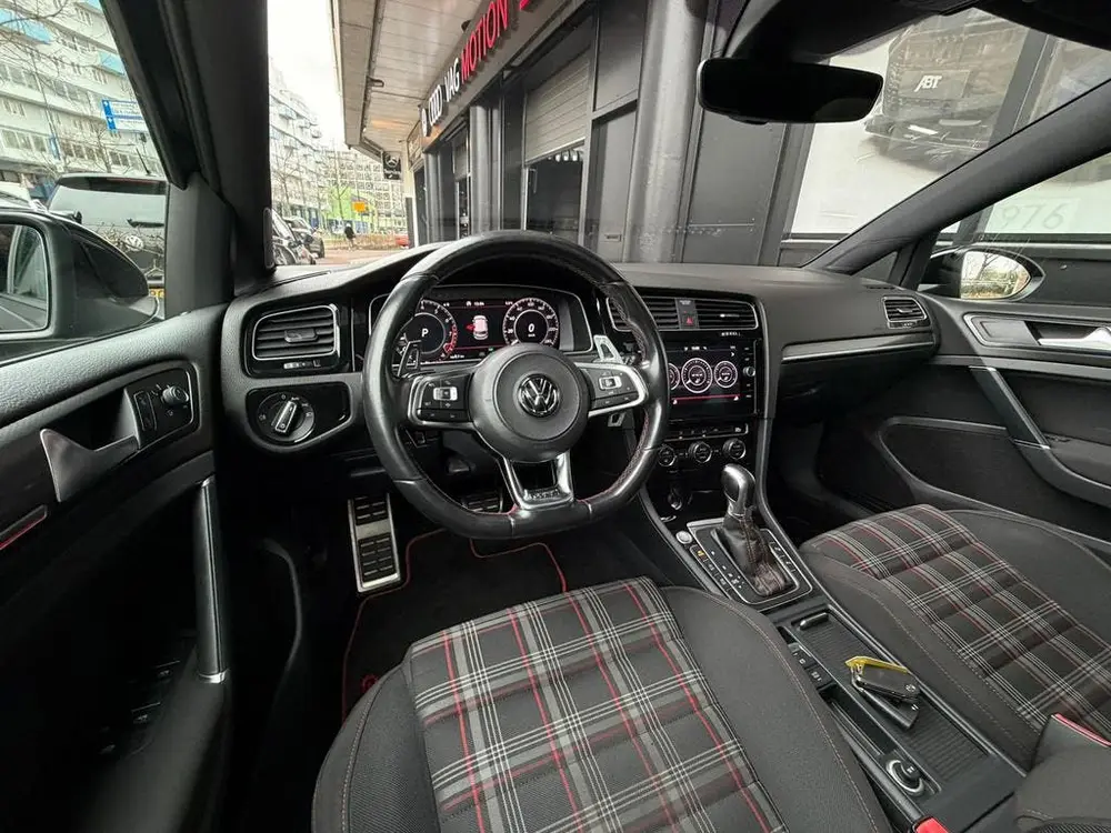 Volkswagen Golf VII Golf 2.0 GTI 245pk 7-DSG 2019 Pano/Camera uit 2019, foto 11