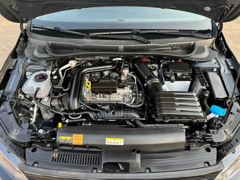 Volkswagen Polo 1.0 TSI R-Line 95pk 2021 Zwart | NAP | BTW uit 2021, foto 9