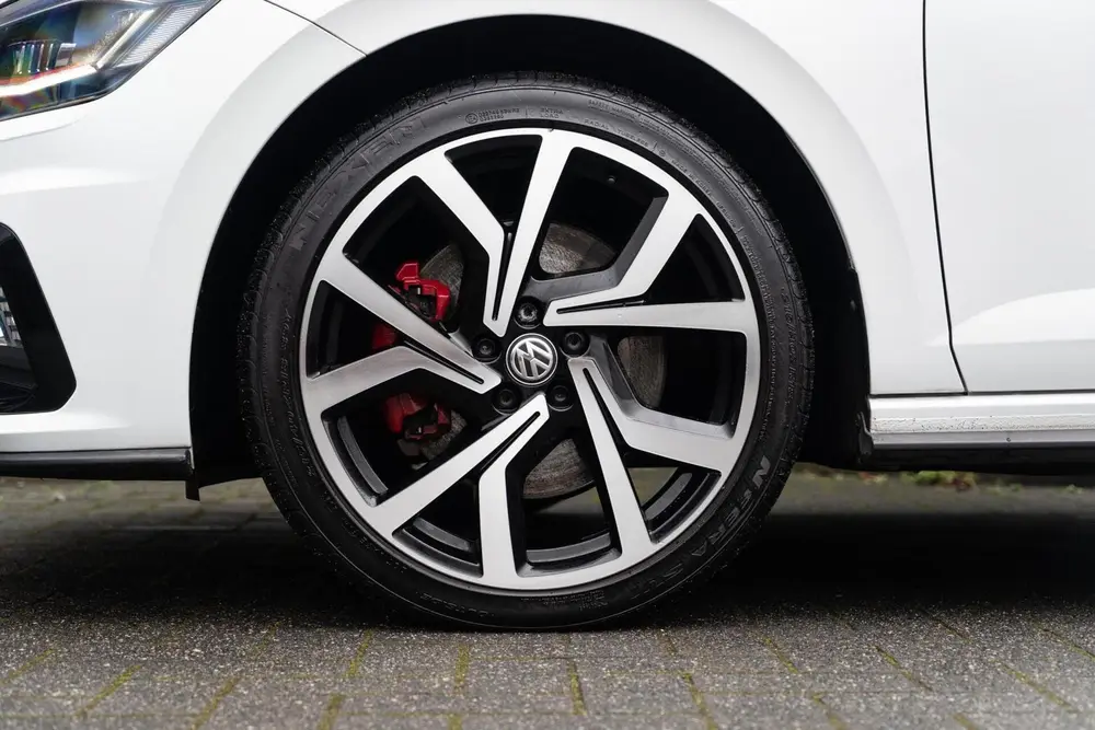 Volkswagen Polo 2.0 TSI GTI PANO / ACC / VIRTUAL / CARPLAY uit 2020, foto 9