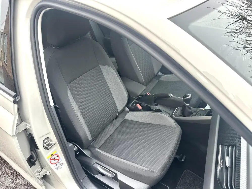 Volkswagen Polo 1.0 TSI 95PK LIFE NIEUW MODEL LED VERLICHTIN uit 2021, foto 10