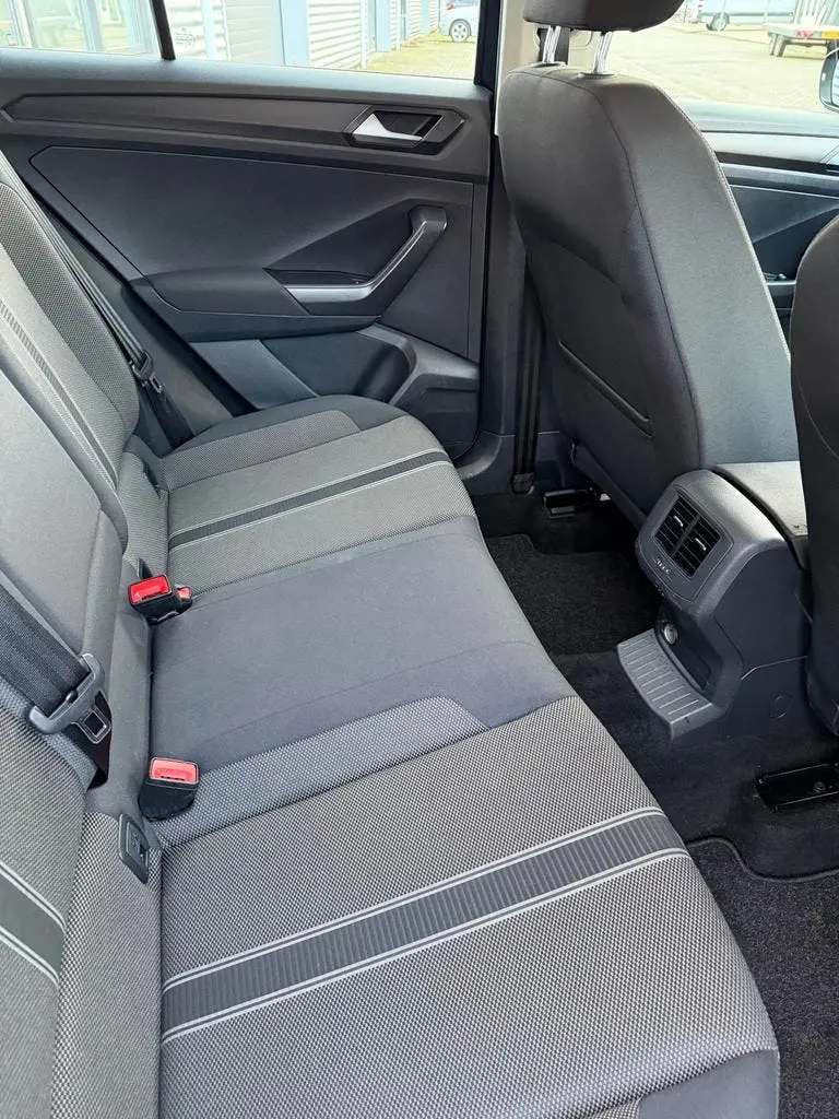 Volkswagen T-Roc 1.5 TSI 150pk 2019 Zwart uit 2019, foto 14