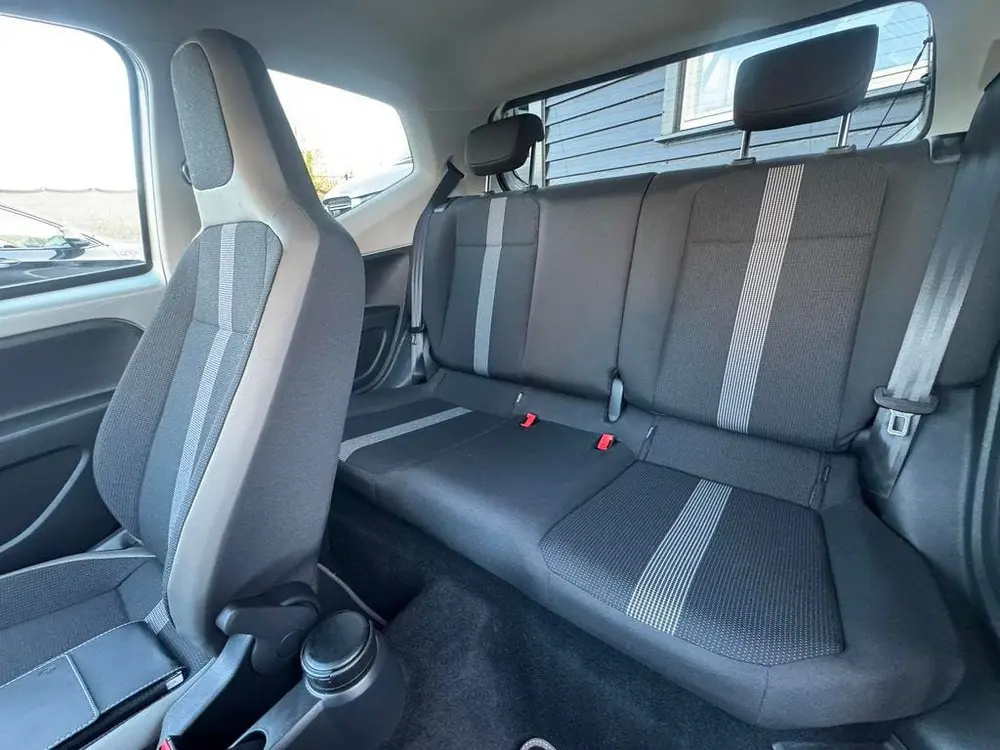 Volkswagen Up! VW UP 1.0 TSI 90PK BMT High Up! Beats Soundsysteem Stoelverw uit 2019, foto 20