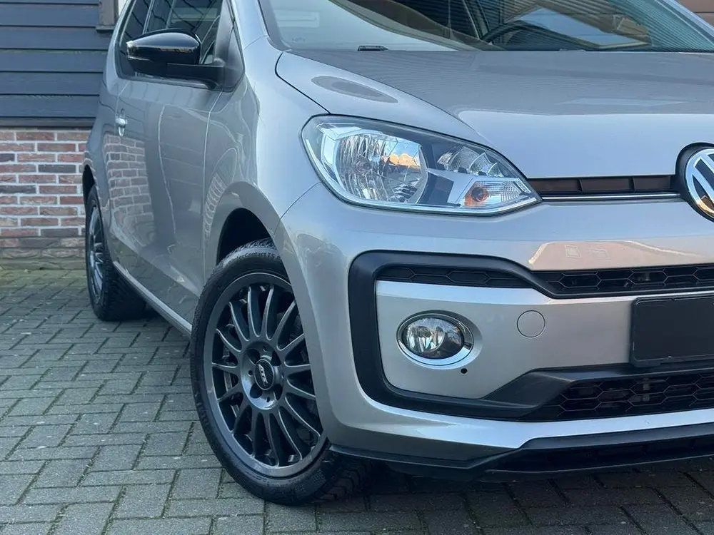 Volkswagen Up! VW UP 1.0 TSI 90PK BMT High Up! Beats Soundsysteem Stoelverw uit 2019, foto 5