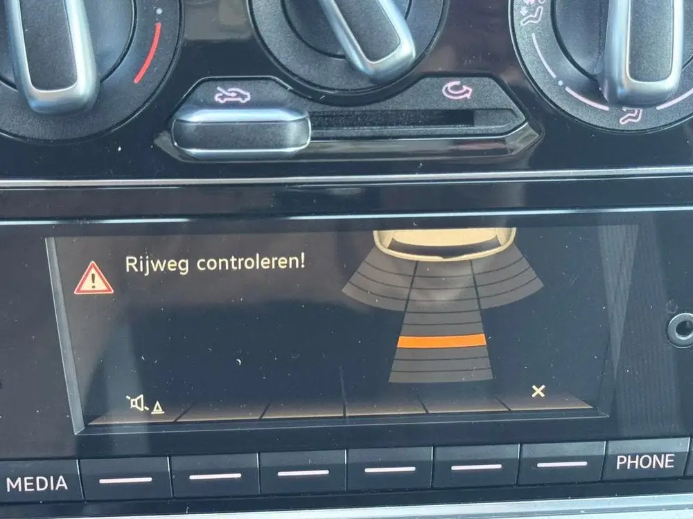 Volkswagen Up! VW UP 1.0 TSI 90PK BMT High Up! Beats Soundsysteem Stoelverw uit 2019, foto 8