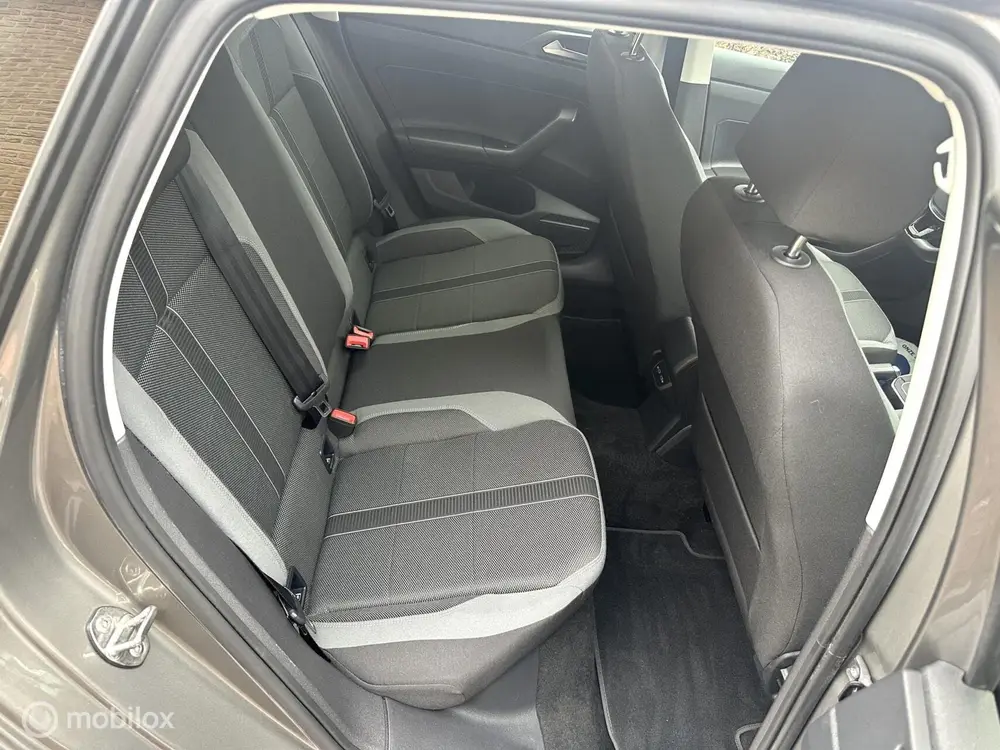 Volkswagen Polo 1.0 TSI Highline DSG AUTOMAAT FACELIFT MODEL uit 2021, foto 17