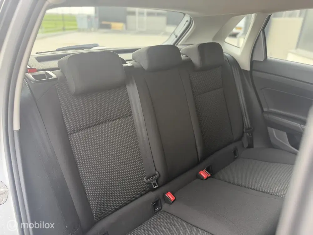 Volkswagen Polo 1.0 nap dealer onderhouden car play garantie uit 2019, foto 13