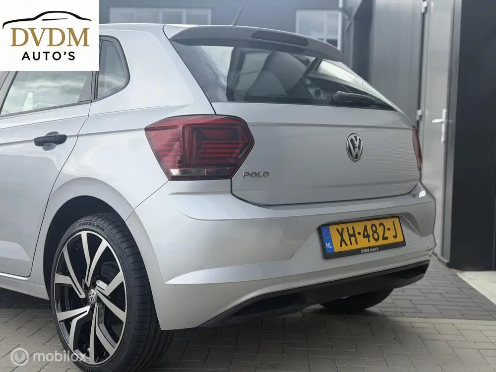 Volkswagen Polo 1.0 nap dealer onderhouden car play garantie uit 2019, foto 3