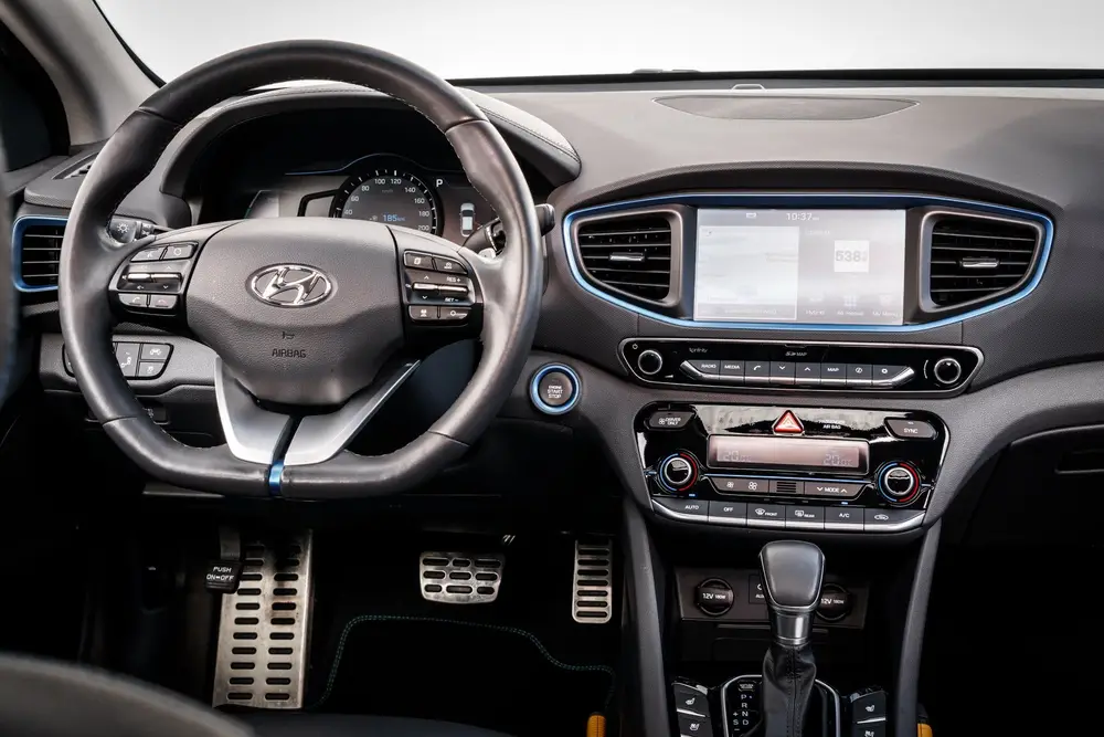 Hyundai IONIQ 1.6 GDi Blue Drive Premium uit 2019, foto 5