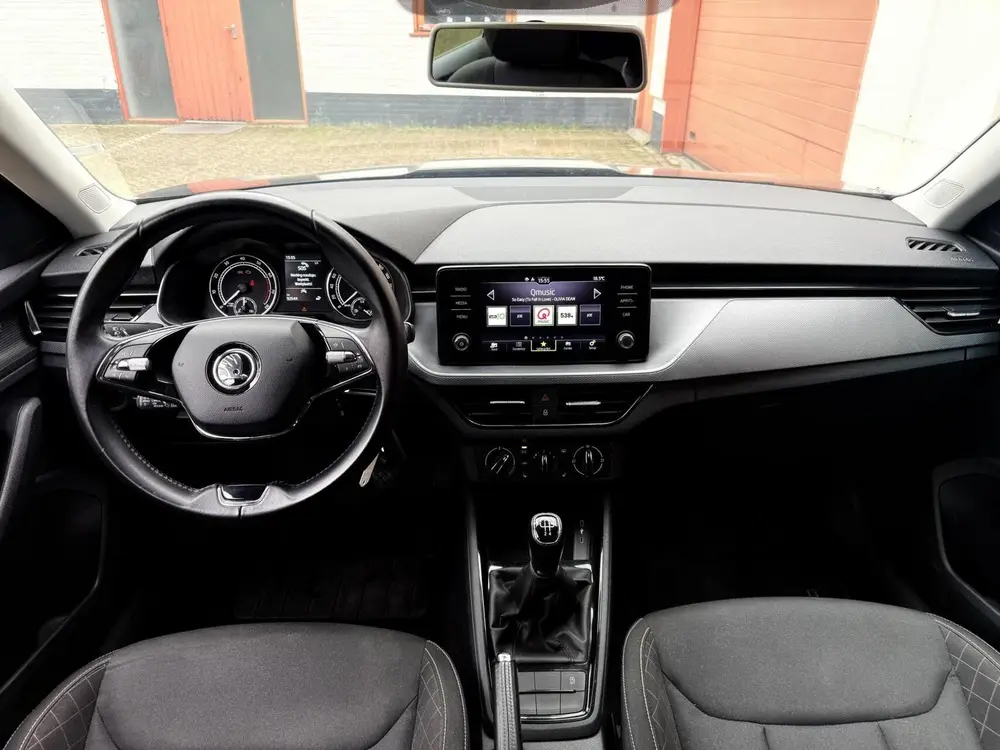 Skoda Kamiq 1.0 TSI Active stoelverwarming winterwiele uit 2021, foto 4