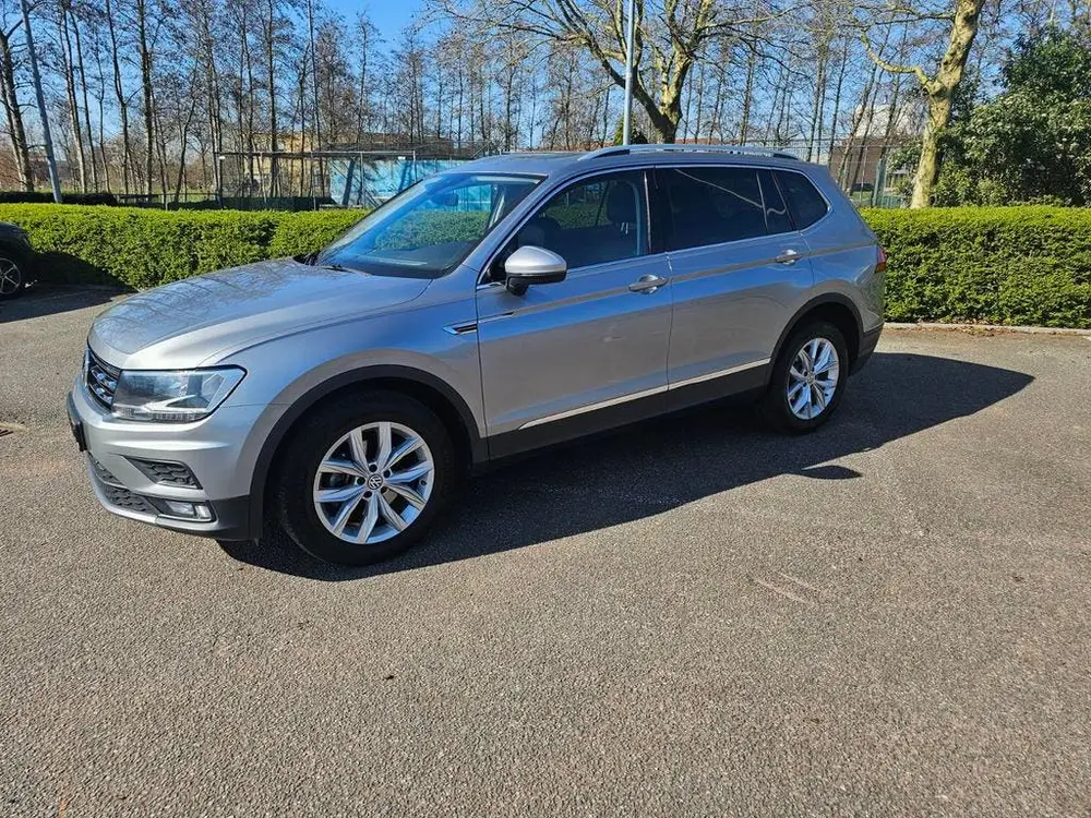 Volkswagen Tiguan Allspace Tiguan 1.5 TSI 150pk 7-DSG 2019 Grijs uit 2019, foto 2