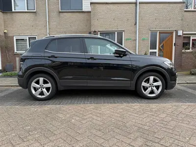 Volkswagen T-Cross 1.0 TSI 110pk 2022 Zwart uit 2022