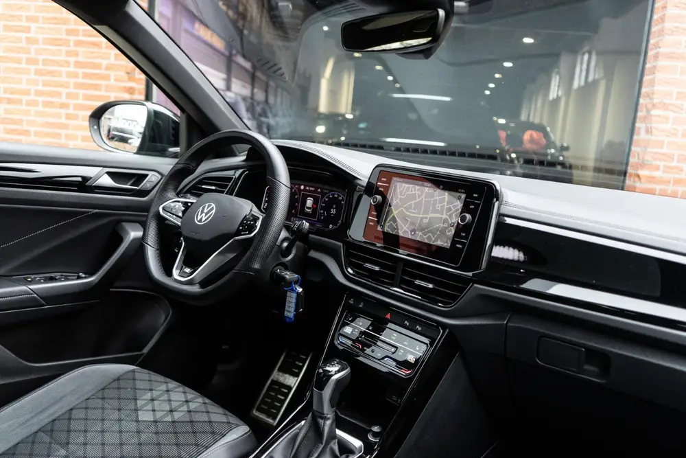 Volkswagen T-Roc 1.5 TSI R-Line Pano / Beats / IQ uit 2023, foto 14