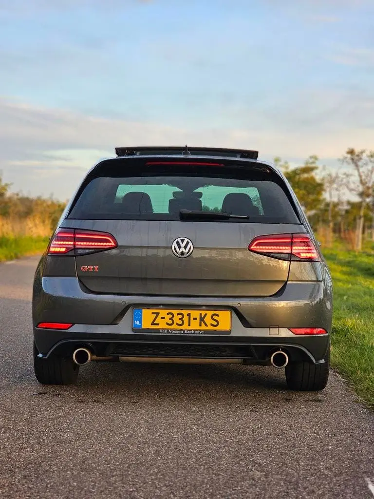 Volkswagen Golf 2.0 TSI 245pk 7-DSG 2019 Grijs uit 2019, foto 13