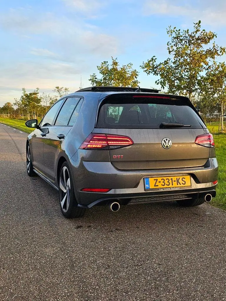 Volkswagen Golf 2.0 TSI 245pk 7-DSG 2019 Grijs uit 2019, foto 15