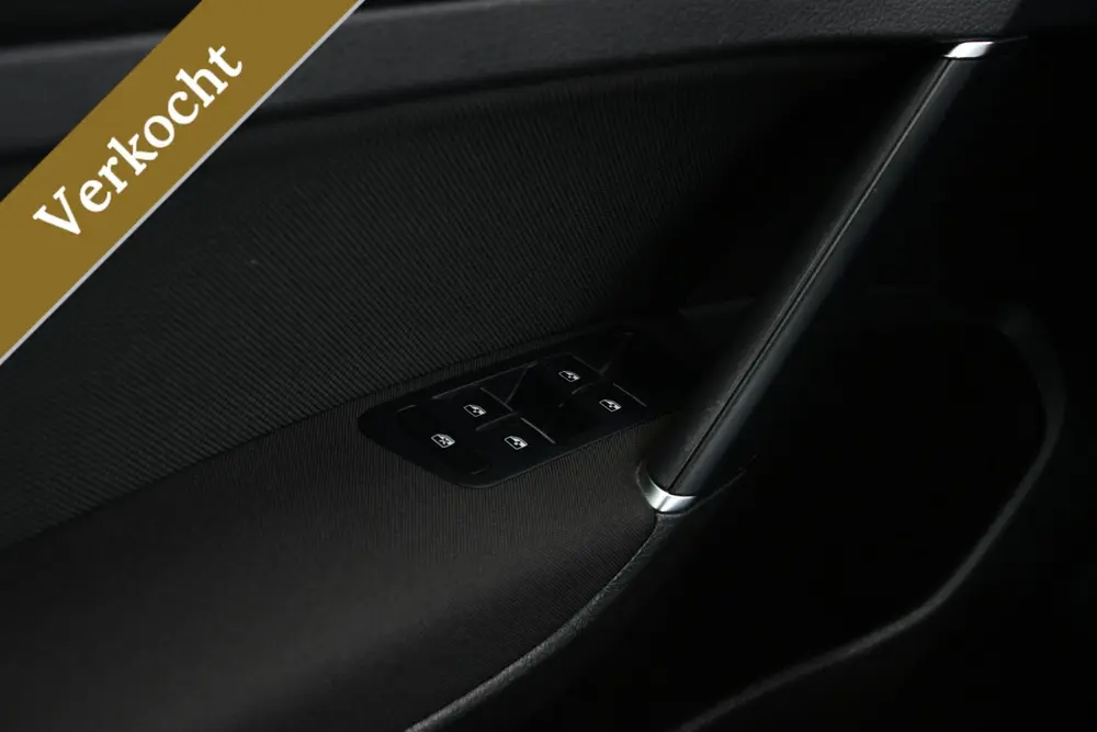 Volkswagen Golf 2.0 TSI GTI Performance PANO | LED | CARPLAY uit 2020, foto 18