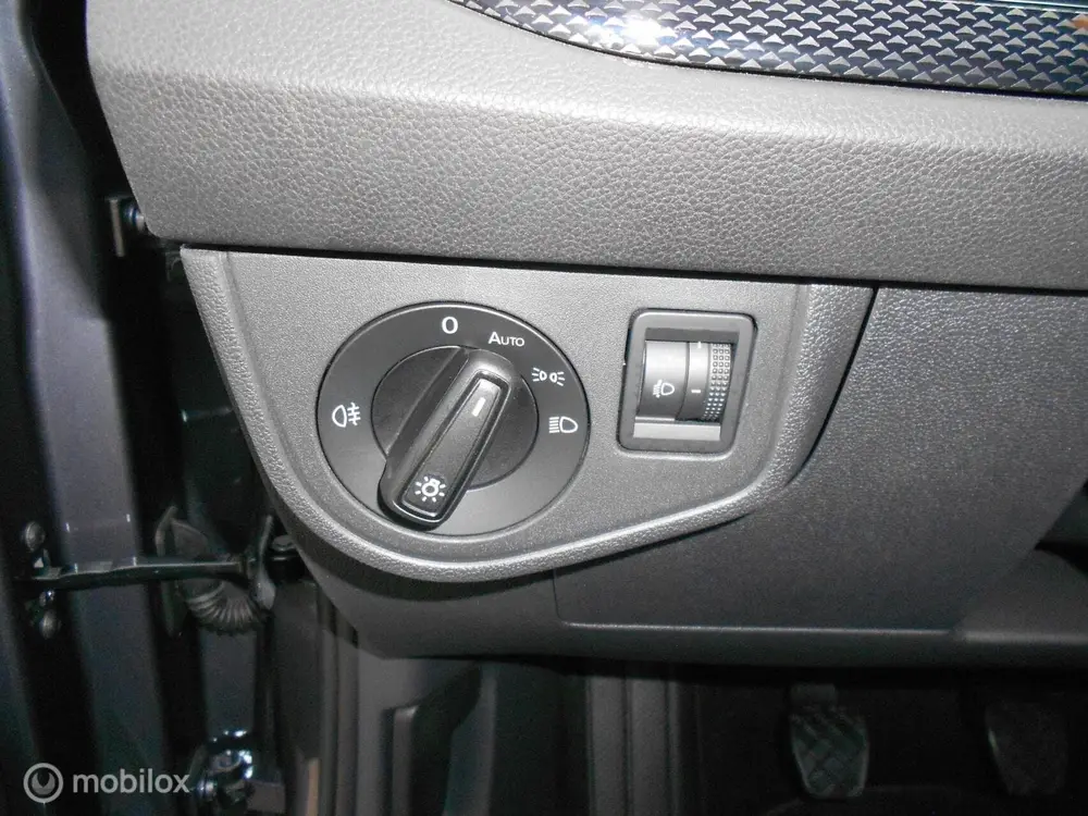 Volkswagen Polo 1.0 TSI Life Edition Camera Apple Car Play uit 2025, foto 20