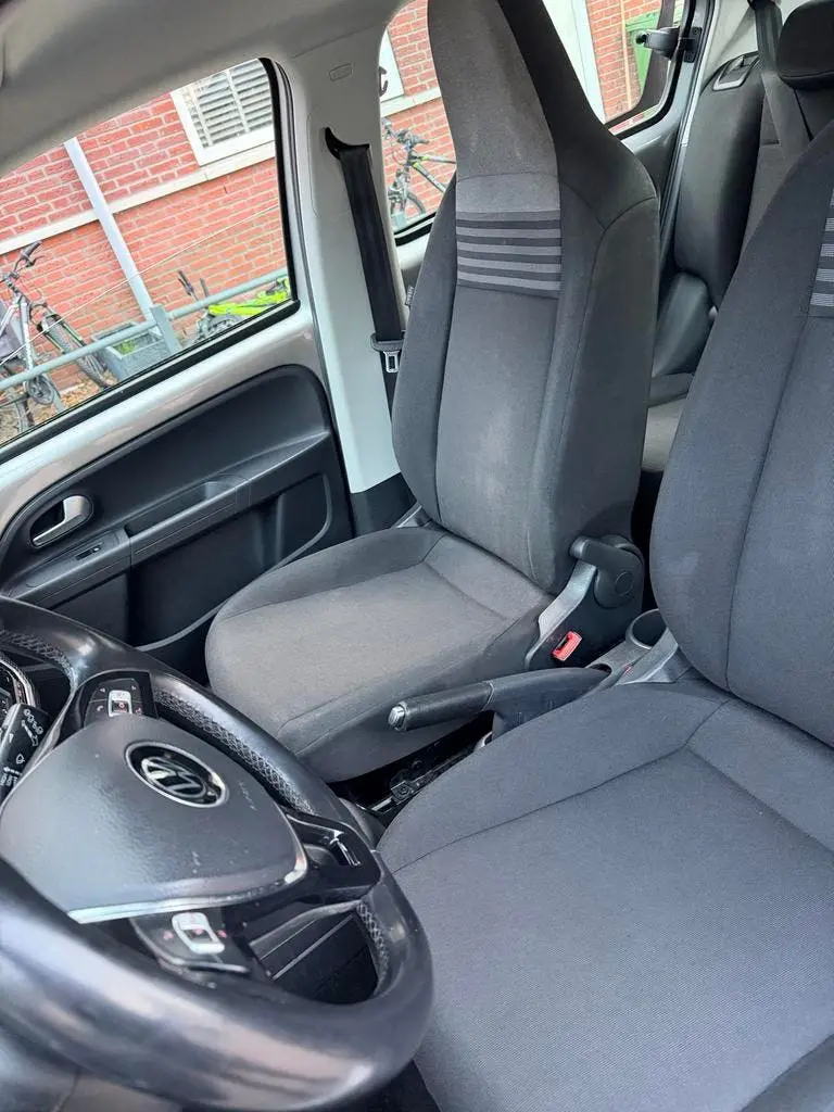 Volkswagen Up! 1.0 60PK 4D BMT 2020 Grijs uit 2020, foto 8
